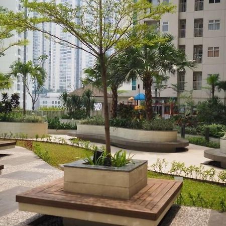 1 Bedroom Apartment Near Central Park Mall Jakarta Exterior photo